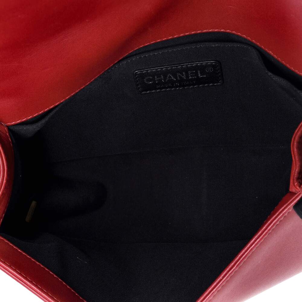 Chanel Boy Flap Bag Chevron Calfskin #249873C26B - Picture 5 of 7